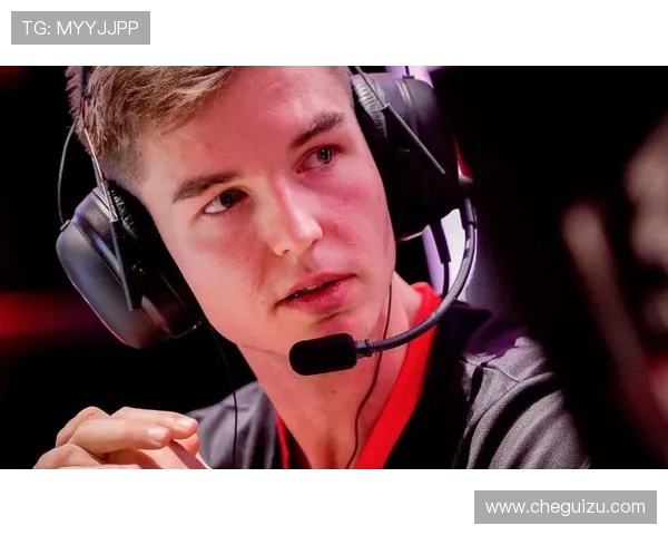 聚焦CSGOFPX战队心理素质提升与比赛表现的深度分析